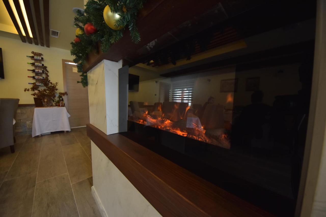 Luznjanin Restoran I Sobe Hotel Josanicka Banja Exterior foto